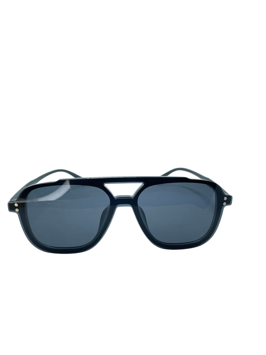 82101 C1.black grey